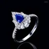 Bagues de cluster Sgarit Fine Bijoux Gemstone Bague 18K Or Blanc 0.72CT Naturel Sri Lanka Royal Blue Sapphire Vintage Femmes