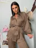 Kvinnors tvåbitar byxor ClaceCive Casual Print Home Suits Female Fashion Loose High midja Set Elegant Lace-Up Long Sleeve Robes Women