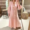 Casual Dresses V-Neck Dress Bohemian Beach Maxi med bubbla ärmar Kvinnors lösa lapptäcke A-line veckad hem i Pure