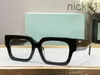 Мужские и женские дизайнерские солнцезащитные очки Роскошный крутой стиль Горячая мода Классические толстые пластины Черно-белая квадратная оправа Очки Мужские очки с оригинальной коробкой 0YLB