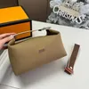 レディースハンドバッグ財布デザイナー化粧品ランチバッグLuxurys Wash Pouch Pouch Trunk Makeup Bag Mens Canvas Tooretry Bags Mirror Quality Makeup Clutch 240215