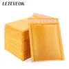 100pcs żółte kraft papierowe koperty bąbelkowe worki pocztowe wyściełane mailery do butikowego opakowania Podarunek Wrap 240124