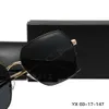 Designer Luxury Fashion Sunglasses Eyewear Sun Glasses Designer Brand Metal Frame Dark Glass Lenses For Mens Womens 8223