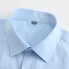 Camisas de vestir para hombres Diseño clásico Camisa formal de manga larga con botones de color sólido Ropa de negocios con un solo bolsillo Oficina de trabajo de ajuste regular