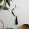 Decoratieve beeldjes Houten muur hangende Decor Maanfase Wit Zwart Macrame Boho Home Decoratie Nordic Kamer Decors Esthetisch Ornament