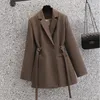 Mode Frauen Blazer Revers Braun Tasche Langarm Lose Jacke Frühling Herbst Entworfen Büro Anzüge Mantel Weibliche 240202