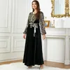 Etnische kleding Midden-Oosten Saoedi-Arabië Moslim Luxe Mode Gewaad Herfst/Winter Fluwelen gesplitste damesjurk met kralen Elegant lang