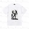 Marque violette Mens Designer T-shirt Mode d'été Casual lettre-impression Graffiti t-shirt Haute qualité double coton anime chemise à manches courtes Hommes T-shirt chemise vêtements