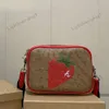Designer morango estilo crossbody saco grande capacidade bolsa de ombro feminina bolsa de câmera de luxo saco de concha saco de balde clássico feminino órgão saco fronha 240206