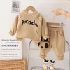 Set di abbigliamento Primavera Autunno Ragazzi Set Kids Cartoon Panda Pullover Top Pantaloni 2 pezzi Abito per bambini Costume sportivo Abiti da neonato