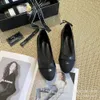 Designer sandália Chaneles Sapatos de loafer C Sapatos de dança de balé coloridos Sapatos de dança de balé redondos