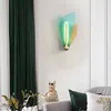 مصباح الجدار الحديث النحاس ملون الزجاج ديكور خلفية بسيطة الفن ديكور غرفة المعيشة السرير مصابيح الممر