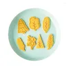 Bakningsverktyg Cartoon Christmas Tree Cookie Mold Creative Plant Mini Press Fondant Cutter Autumn Leaf Mönster Biscuit DIY