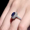 Cluster Rings Huitan Wedding Anniversary Ring With Oval Cutting Blue Cubic Zirconia Luxury Jewelry Valentines Gift Fashion For Women