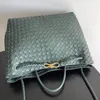 10Aデザイナーバッグ最高品質のショルダーバッグAndiamo Womens Bag Luxury Handbag 42cm Stripesチェックチェック柄のタータンデザイナートート本物の革の幾何学箱
