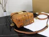 أعلى مصممي العملة المعدنية الفرنسية سلسلة سلسلة M Mini Mini Crossbody Bag Lock Closure Cow Leather Messenger Bag