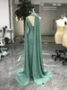 Handledningar Prom Dresses Green Halter Sequins Front Slit Customizable Elegant Party Gown Arabia Evening Dress 2024 Vestidos DE 240201