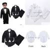 Suits 2023 erkek bebek klasik smokin blackwhite bebek vaftiz düğün takım elbise yürümeye başlayan çocuk resmi parti vaftiz kilise kıyafeti 4pcs damla d dhgdi