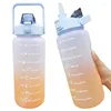 Bouteilles d'eau 2 litres bouteille de sport avec marqueur de temps tasse de voyage portable en plastique paille givrée boire pour le fitness en plein air