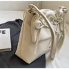 Retro fashion, large capacity, new-style bow small square bag, high-class sense of a small one-shoulder bag