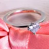 Anéis de cluster Clear Heart Solitaire Anel 925 Sterling Silver Casamento Noivado para Mulheres Moda Jóias Bijoux Femme