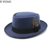 Berets vintage curvado borda feltro fedora chapéu para homens mulheres outono inverno trilby jazz com pena igreja torta de porco chapéus