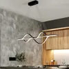 Lâmpadas pendentes LED lustre de teto alumínio pendurado luz telefone app regulável para escritório sala de jantar preto / marrom / branco deco luminárias