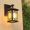 Lampy ścienne Chińskie lampa E27 Wodoodporna ścieżka korytarza Lattern Light Sconce Retro Courtyard Villa Balkon Lighting