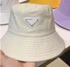 Bucket pêcheur de concepteur de luxe Chapeaux pour hommes femme largeur brim de baseball seau chapeau visière d'été caps chapeaux de paille
