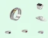 Silverringar Thai Dy Plated Ed Twocolor som säljer Cross Black Ring Women Fashion Platinum Jewelry9617469