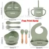 8st Baby Silicone Feeding Set Round Dining Plate Sucker Bower Rishes For Kids Personlig namn Barn Tabeller Bestämmade Straw Cup 240131