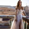 2024 luksusowe liniowe sukienki ślubne z boku rozdzielają 3D koronkowe aplikacje tiul syrena ślubna suknie ślubne