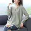 Outono inverno botão emendado moda vneck solto pullovers topos feminino allmatch commute manga longa cor sólida tshirt 240124