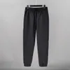 2024 designer calças compridas homens esporte correndo alinhar yoga ao ar livre ginásio bolsos fino ajuste sweatpants pant jogger calças dos homens casual cintura elástica ginásio desportivo s y s y