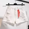 Hög sommarmidja denim shorts kvinnor plus storlek 5xl lösa hål tasslar harajuku heta byxor sexiga jeans kort flicka våren