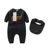 Rompers G Designer Vêtements de bébé Romper 100% coton infantile garçon fille lettre costume salopette combinaison enfants body pour bébés tenue dhafe