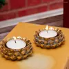 Mum tutucular 2 adet Çam Koni Tutucu Dekoratif Şamdan Rustik Braket Ev Süsleme Reçine Vintage Candleholders Lotus Çiçeği