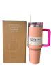 Winter Cosmo Pink med 1: 1 Logo Quencher H2.0 40oz rostfritt stål tumlar koppar med silikonhandtag lock och halmbilmuggar vattenflaskor 0207