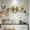 Wandklokken Designer Metalen Klok Luxe Bloemdecoratie Koreaanse Chic Horloges Art Iron Relogio De Parede Woonkamer