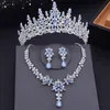 مجموعات مجوهرات الزفاف القديمة للنساء Tiaras Crown Choker Necklace أقراط Prom Bride Wedding Dress Exclistories 240202