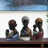 NORTHEUINS Résine Africaine Exotique Noir Mère Et Enfant Statues Figurines Rétro pour Intérieur Fête des Mères Cadeau Décorations pour La Maison 240202