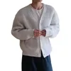Maglioni da uomo Autunno Moda Caldo Beige Cardigan lavorato a maglia Donna Uomo Inverno Star Ricamato Loose Fit Maniche lunghe Top Y2k