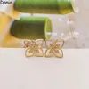 Boucles d'oreilles de collier Film Donia Jewelry Fashion Européenne et américaine Flower Flower Ladies incrustées Zircon Silver Needle Luxury