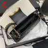 24C Baguette Bag Dsigner Small Lambskin Crossbody Bag 24 cm Chain Bag 10a High Quality Lady Shoulder Bag With Box LC615