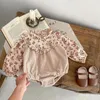 INS Autumn Baby Girls Rompers Floral Corduroy spliced ​​Lace Broder Long Sleeve Infant Girls Onesies Born Girls Outfits 240118