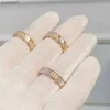 Luxury Jewelry Band Rings Baojia Snake Bone Womens High Edition v Diamond Natural White Fritillaria 18k Rose Gold Advanced Versatile Ring Il4d