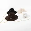 Sombrero Fedora con letras de diseño de lujo para mujer, decoración de cadena de Metal, sombrero de Jazz, gorras de fiesta para iglesia 240127