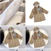 Down Coat Winter Kids Parkas Boys Girls Designer Fashion Letter Jacket Baby Ytterkläder Jackor Tjock Varma utkläder Rockar Barn Size Dhwky