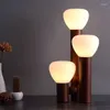 Lampy podłogowe nordycka kreatywna lampa życiowa stojak narożny światło nocne stolik sypialnia dekoracje domu
