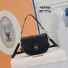 أزياء مصمم غير رسمي حقيبة فاخرة Saumur BB Women Crossbody الكتف الحقيبة الكلاسيكية منقوشة الزهرة حقيبة اليد أعلى جودة المرآة M46740 LAR